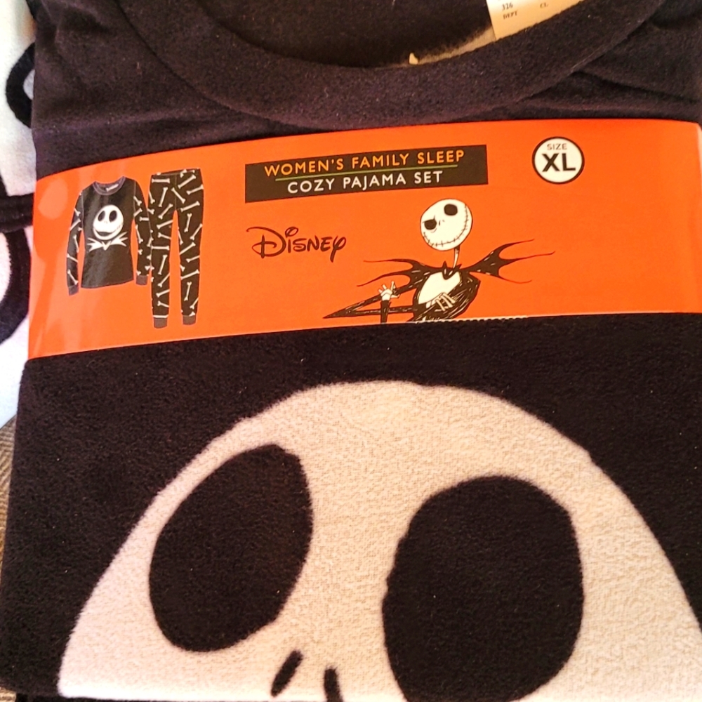 Nightmare before Christmas pajamas Womens XL